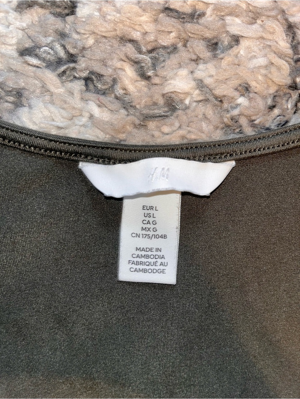 H&M Olive Green Long Sleeve Square Neck Top - Picture 2 of 4